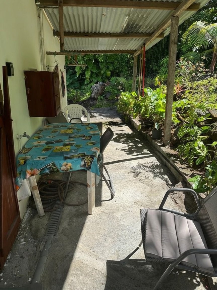 Terrasse et jardin extérieur, case Takamaka